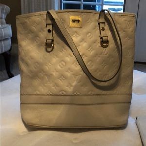 Louis Vuitton tote